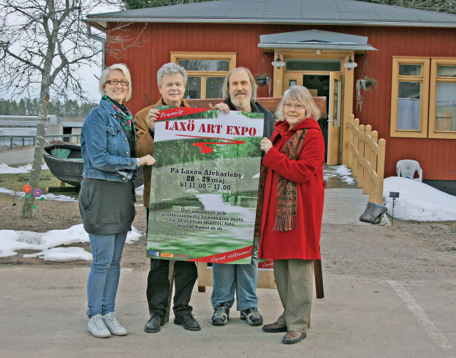 Från vänster: Catharina Östlund, Wilma & Friends, Sture Linngård, Restaurang Kungsådran, Johan Thunberg, konstnär Laxön, Anna Nygren, Guideservice i norra Uppland laddar för konsthelg på Laxön.