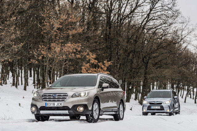 2015 vann Outback Consumer Reports stora ägarundersökning samtidigt som Forester knep andraplatsen